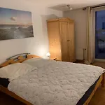 Suedstadt-Fewo Mit Grossem Balkon Nahe City Und Meer - Ueber Den Daechern Von Whv